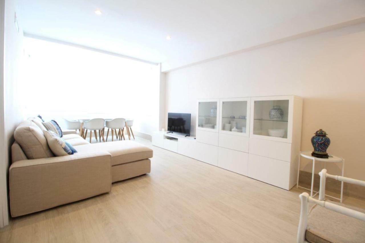 Apartamento Playa Fontanilla Apartment Marbella Ngoại thất bức ảnh