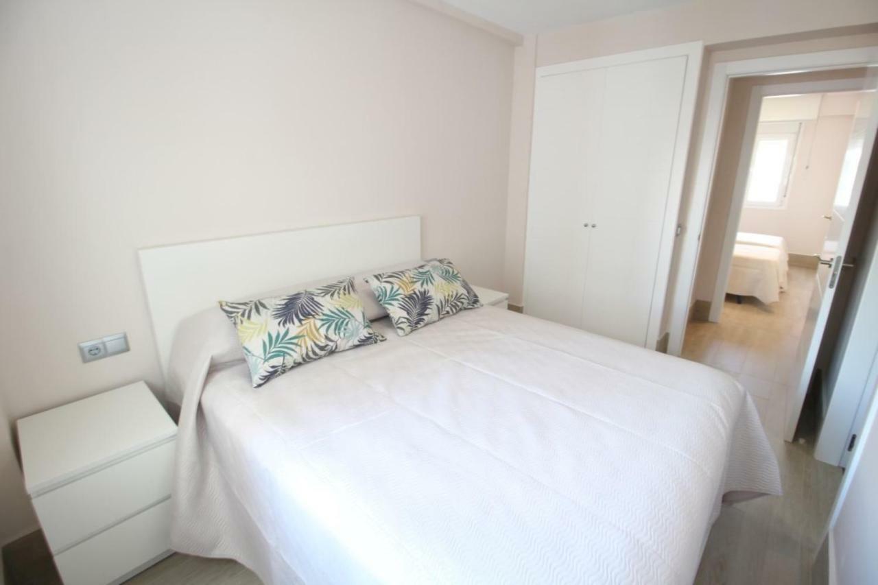 Apartamento Playa Fontanilla Apartment Marbella Ngoại thất bức ảnh